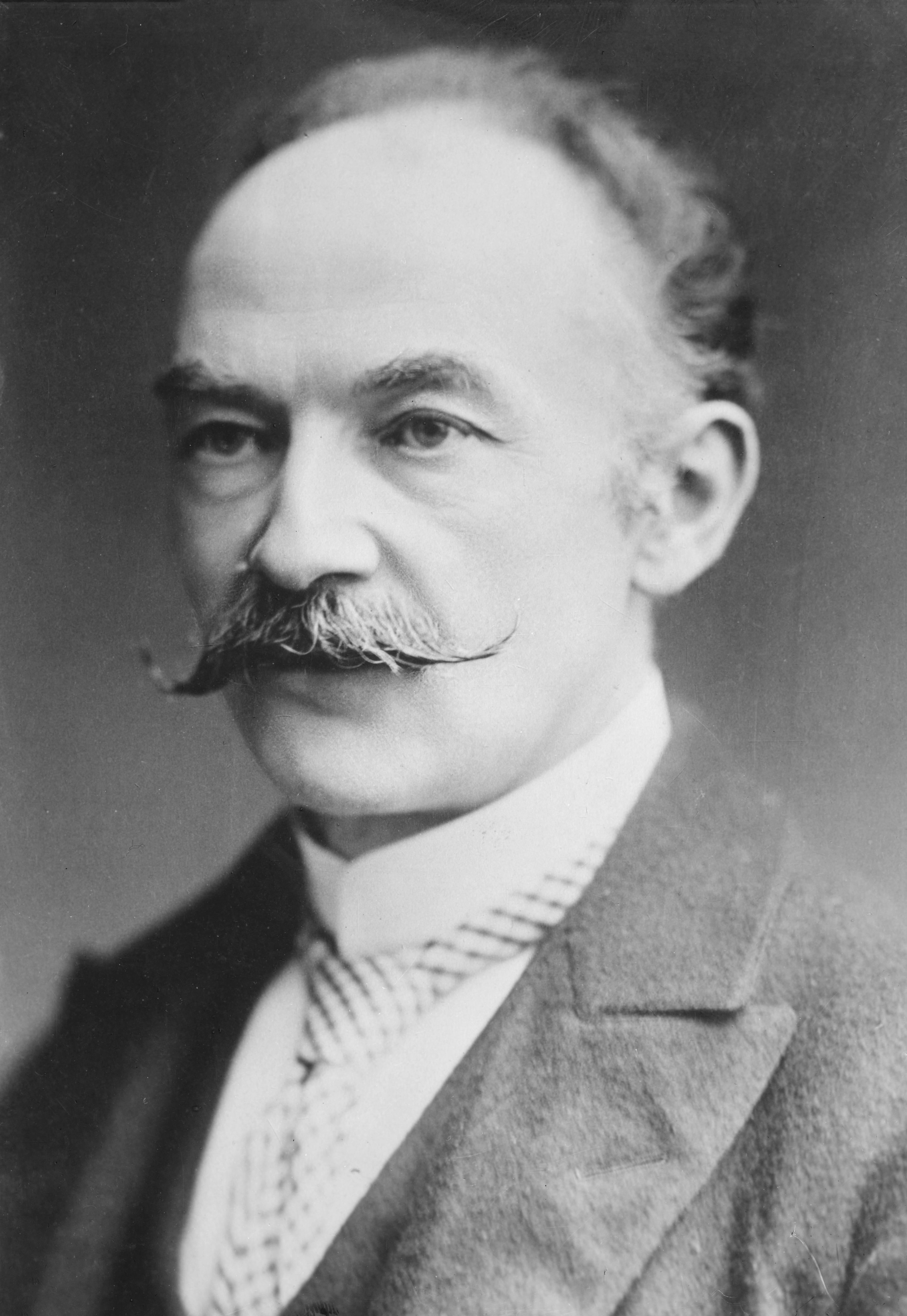 headshot of Thomas Hardy